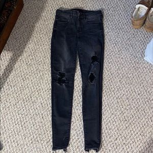 American eagle ripped jeans